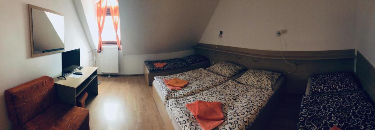 Penzion Pramen Liptovske Sliace Extérieur photo