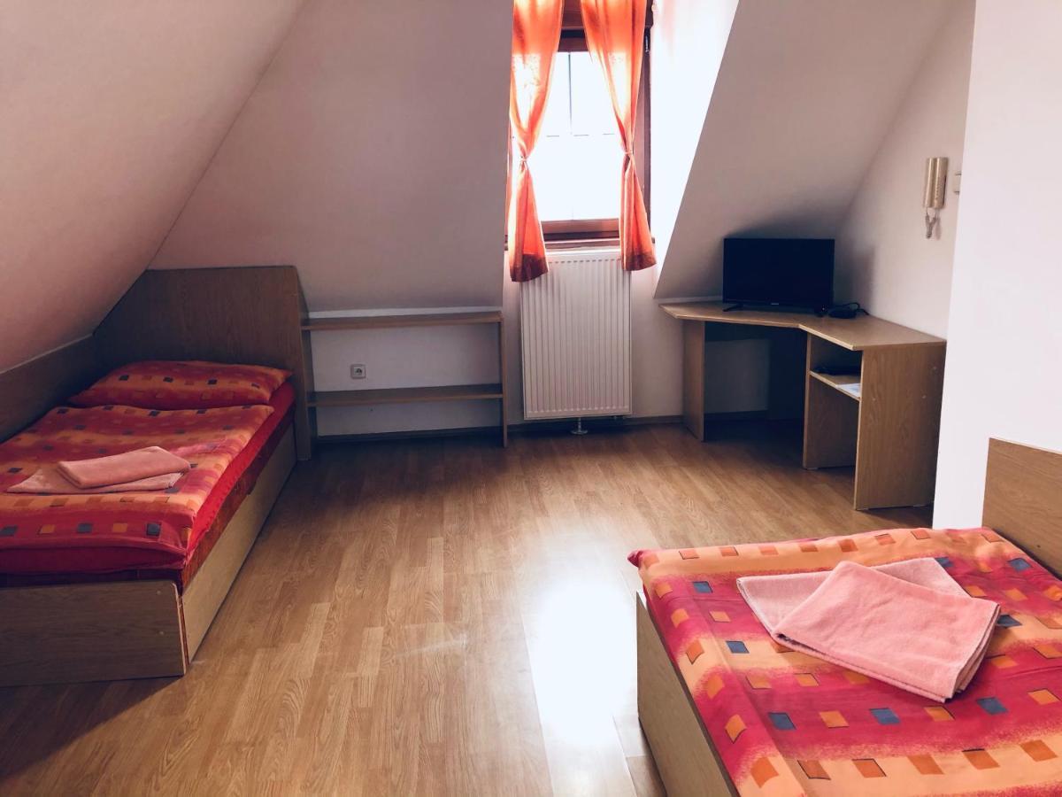 Penzion Pramen Liptovske Sliace Extérieur photo