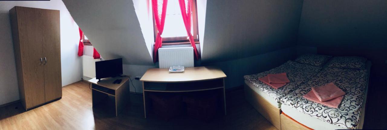 Penzion Pramen Liptovske Sliace Extérieur photo